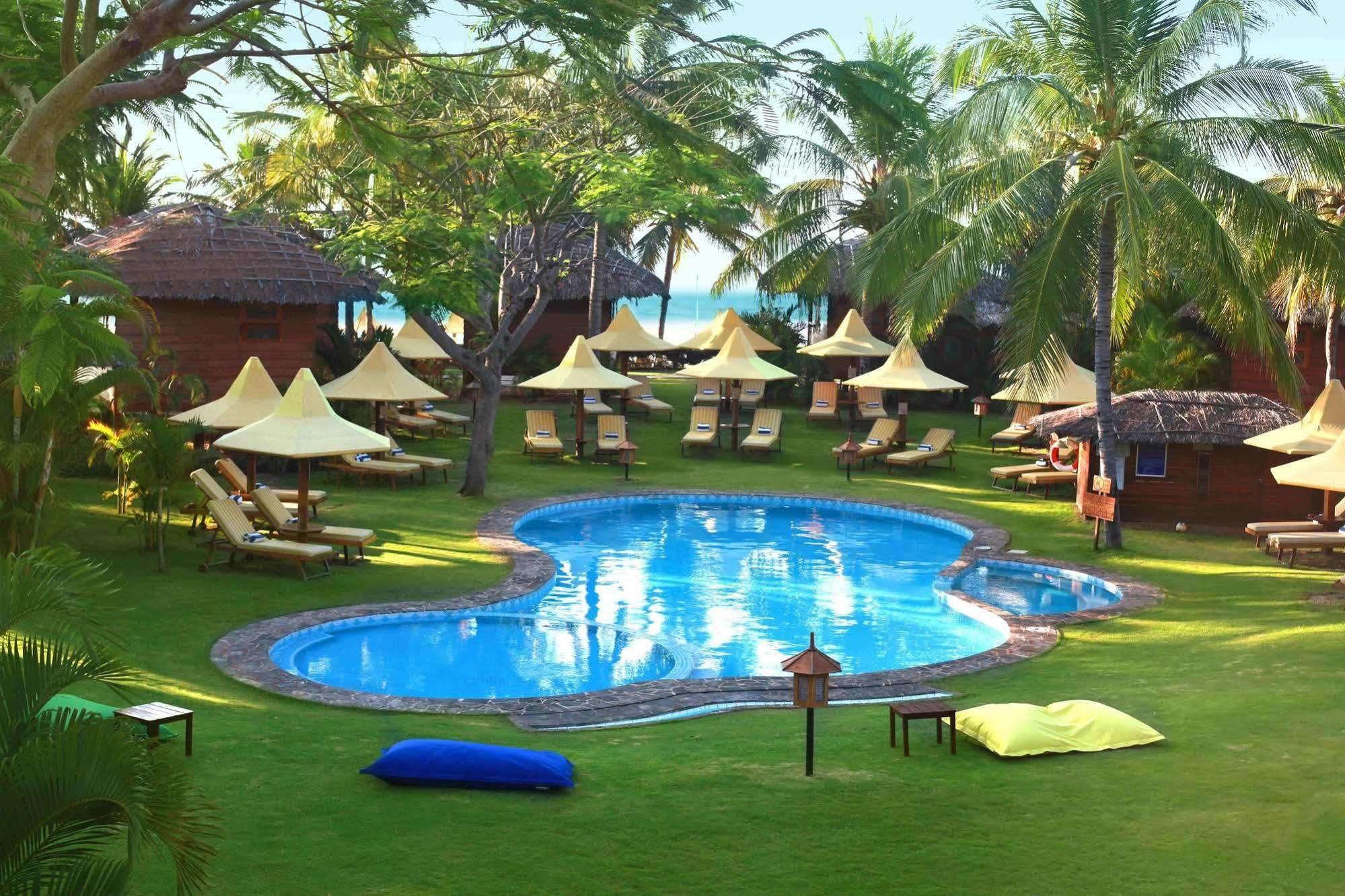 Coco Beach Resort Phan Thiet Exterior photo